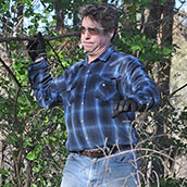 Buckthorn removal - man.jpg